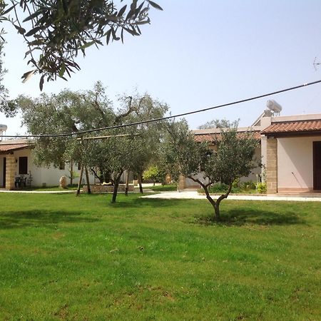 Gli Ulivi Residence Леверано Екстериор снимка