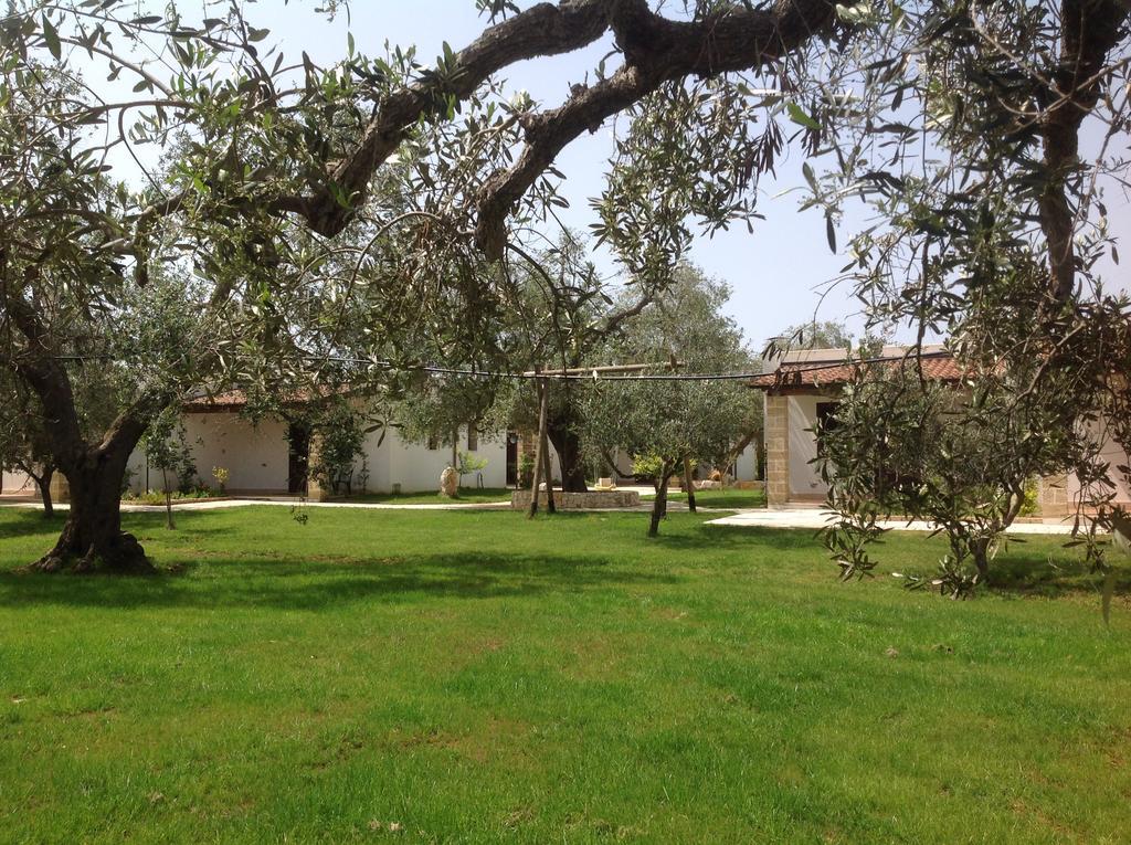 Gli Ulivi Residence Леверано Екстериор снимка