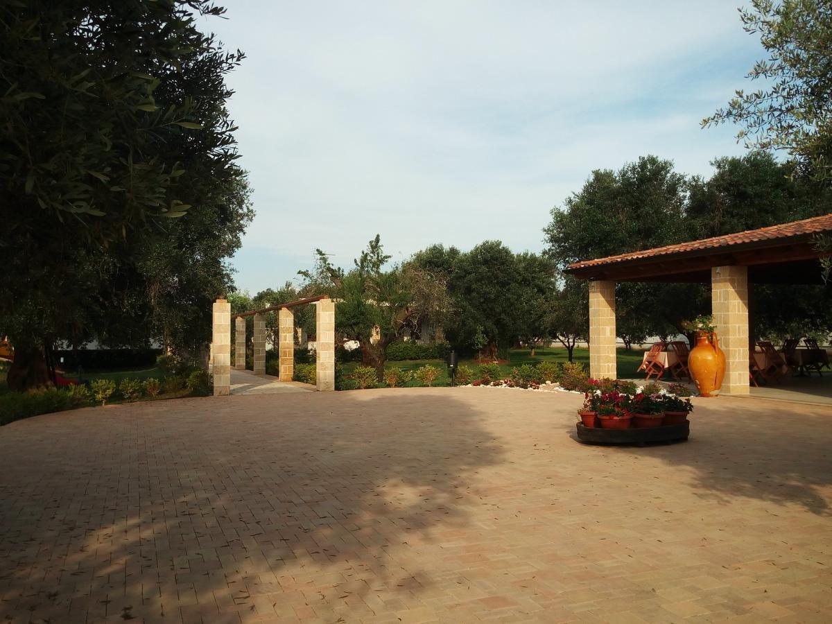 Gli Ulivi Residence Леверано Екстериор снимка
