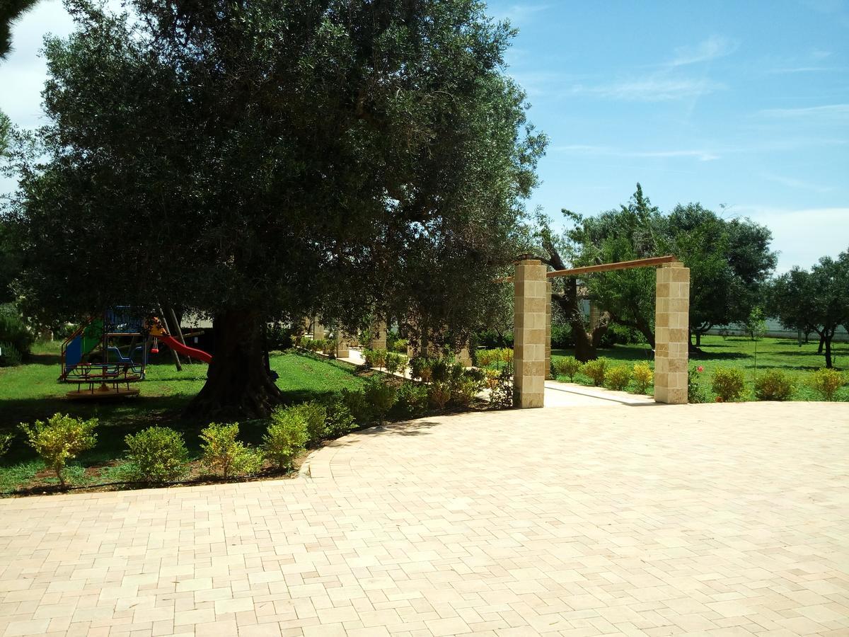 Gli Ulivi Residence Леверано Екстериор снимка