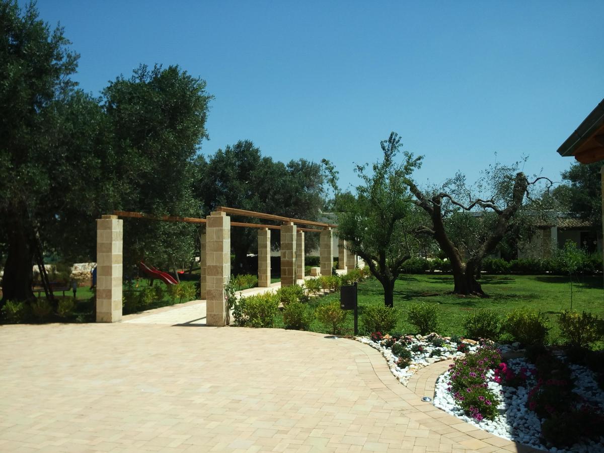 Gli Ulivi Residence Леверано Екстериор снимка