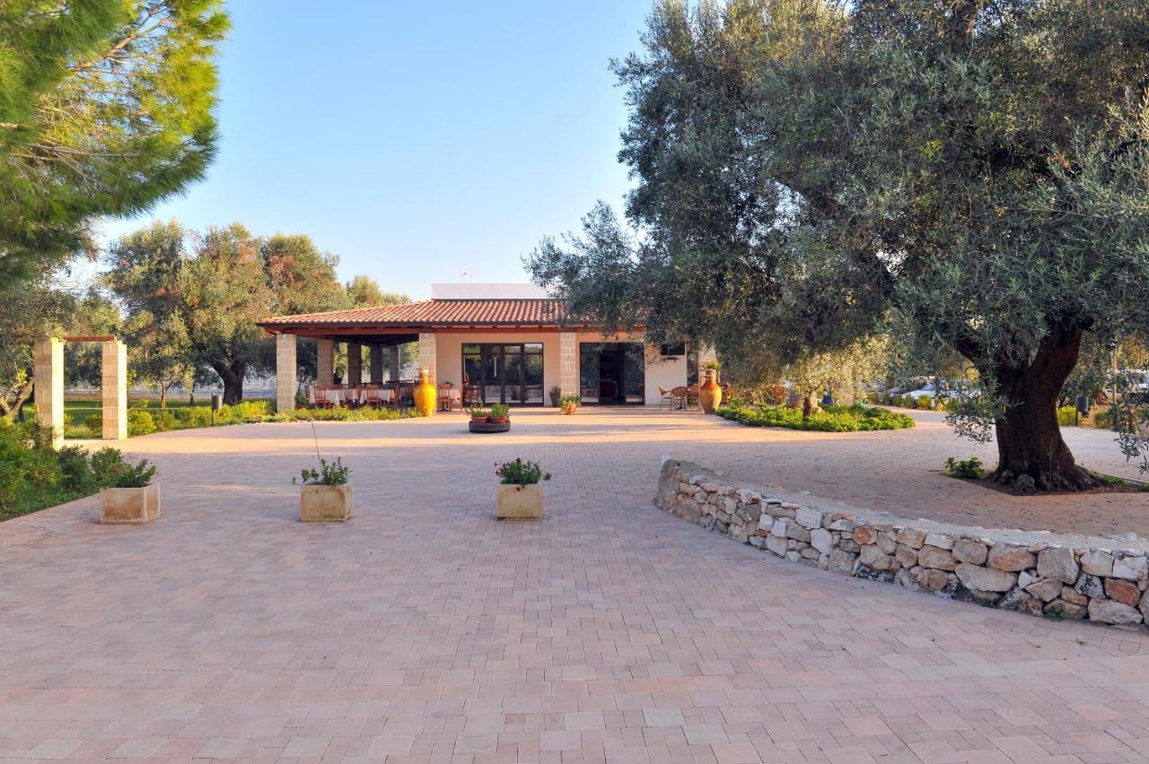 Gli Ulivi Residence Леверано Екстериор снимка